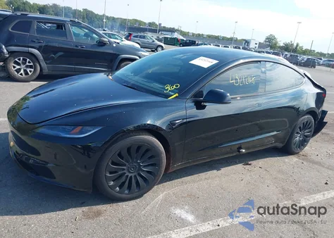 2025 Tesla Model 3 Long Range All-Wheel Drive из США, поврежденный, VIN 5YJ3E1EB5SF926431